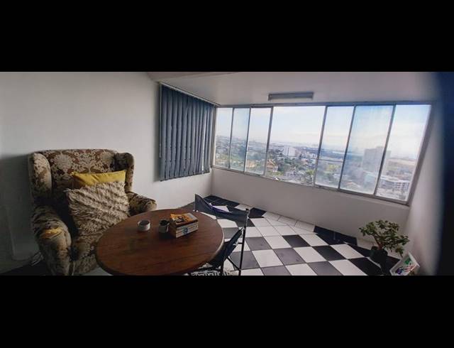2 BEDROOM APARTMENT FOR SALE IN HUMEWOOD